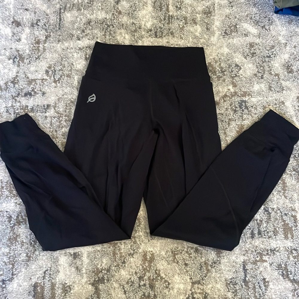 Ptula Kim joggers